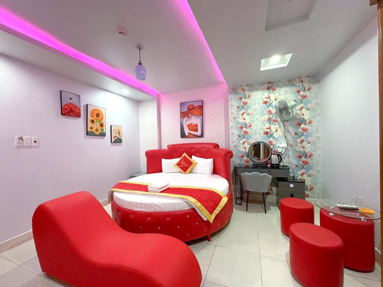 Amura Hotel Quan 7 Ho Chi Minh City Exterior photo